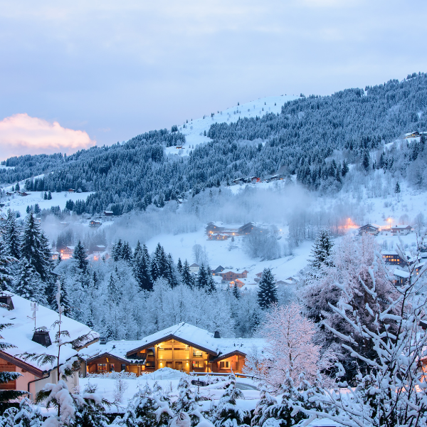 <center>Les Gets en hiver</center> <center>Les Gets en hiver</center>